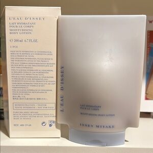 L’Eau D’Issey Moisturizing Body Lotion ~ Bath and Body ~ Issey Miyake